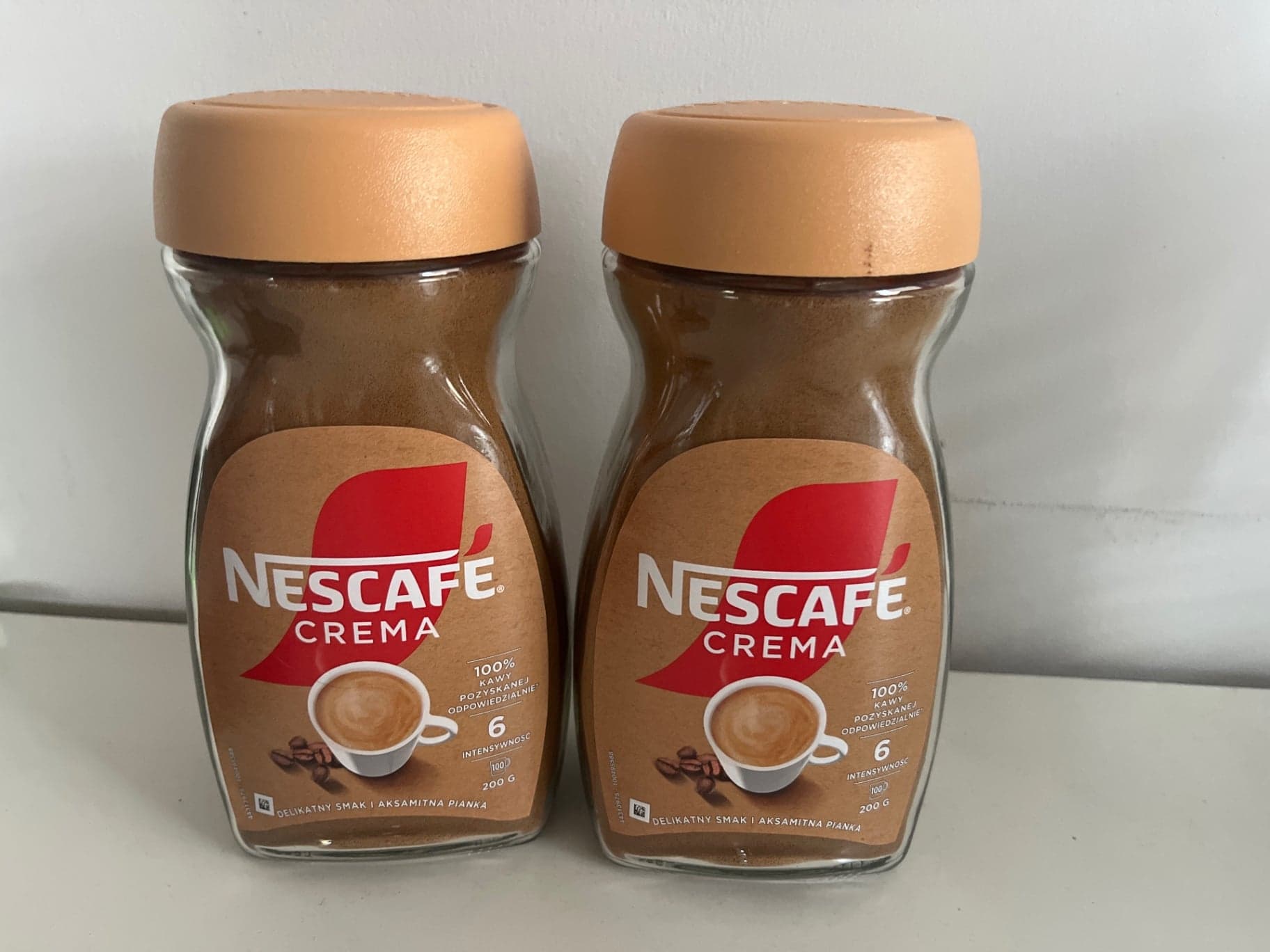 2 kawy Nescafe crema rozpuszczalne